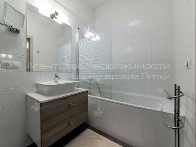 квартира за адресою Андрія Верхогляда вул. (Михайла Драгомирова), 20