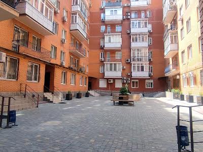 квартира за адресою Книжный пер., 19