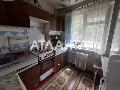 квартира за адресою Генерала Петрова вул., 27