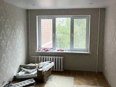 квартира за адресою Набережна Перемоги вул., 102