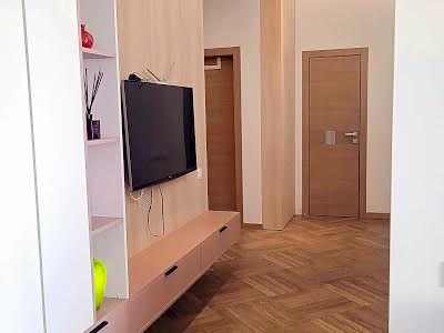 квартира по адресу Василия Тютюнника ул. (Анрі Барбюса), 37/1