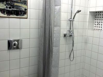 квартира за адресою Академіка Глушкова просп., 9д