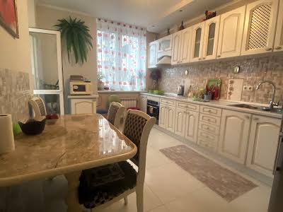 квартира по адресу Анны Ахматовой ул., 30