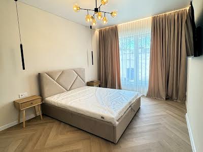 квартира за адресою Новака вул., 44