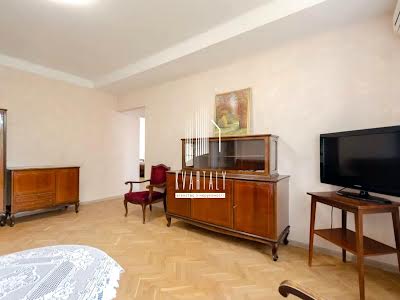 квартира за адресою Велика Васильківська вул. (Червоноармійська), 45