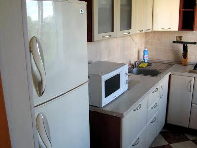 квартира за адресою Раїси Окіпної вул., 7