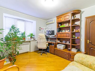 квартира за адресою Валерія Лобановського просп., 128
