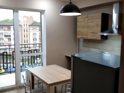 квартира за адресою Метрологічна вул., 25