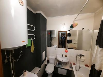 квартира за адресою Кургузова вул., 1