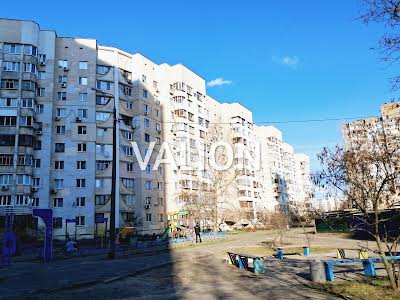 комната по адресу Червоной Калины просп. (Владимира Маяковского), 72б