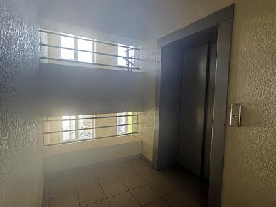 квартира за адресою Яблунева, 13б