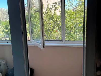квартира по адресу Ревуцкого ул., 19/1