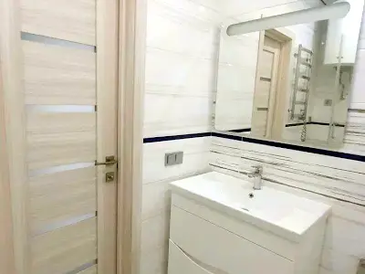 квартира за адресою Драгоманова вул., 10