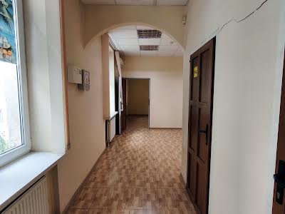 комерційна за адресою Корзо вул., 10