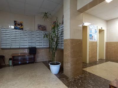 квартира за адресою Рональда Рейгана вул., 40