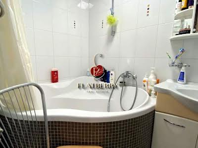 квартира за адресою Івана Франка вул., 3