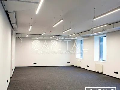 коммерческая по адресу Старокиївська, 10