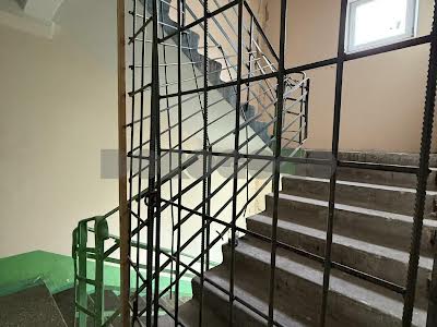 квартира за адресою Вахтанга Кікабідзе вул. (Булгакова), 8-А