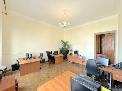 комерційна за адресою Грецька вул., 25