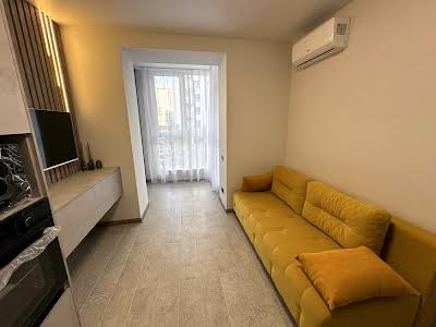 квартира по адресу Сімейна ул., 4
