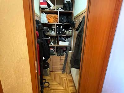 квартира за адресою Дерев'янка вул., 3б