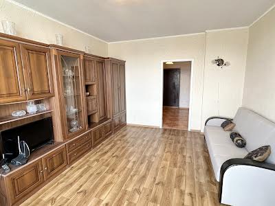 квартира по адресу Олены Пчилки ул., 2