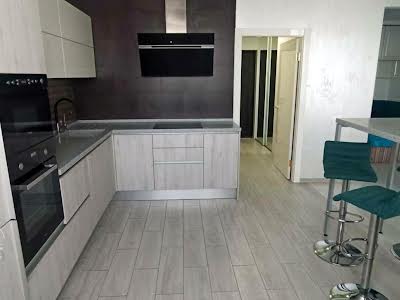 квартира за адресою Київська вул., 243