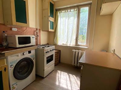 квартира за адресою Наукова вул., 100