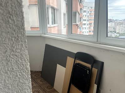 квартира по адресу Драгоманова ул., 6/1