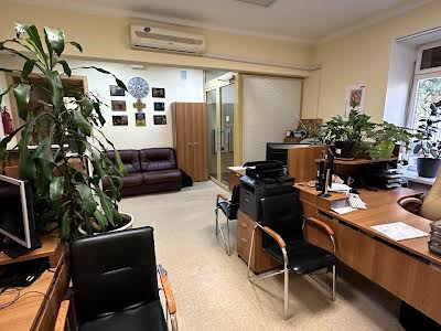 коммерческая по адресу Старокиевская ул., 8/12