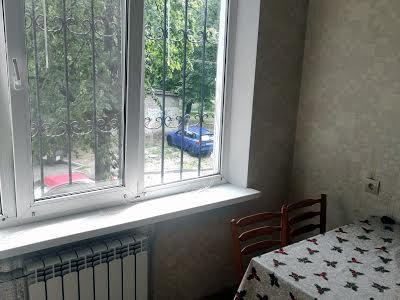 квартира за адресою Композитора Лятошинського вул., 4-А