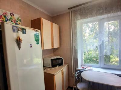 квартира по адресу Лукьяновская пл., 11