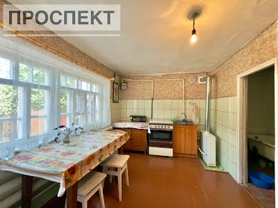 будинок за адресою Космічна вул., 2