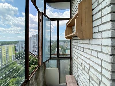 квартира за адресою Віктора Чукаріна вул., 6