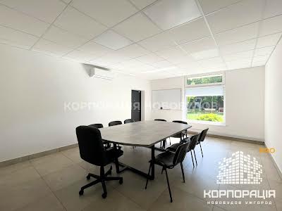 комерційна за адресою Собранецька вул., 150А