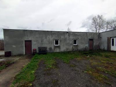 комерційна за адресою Сергія Мартина вул., 4