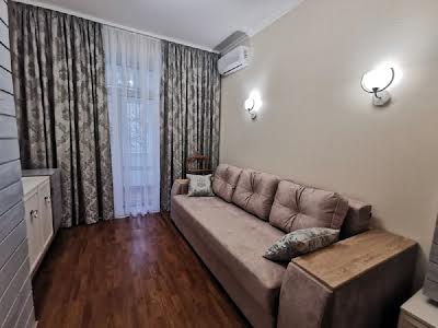 квартира за адресою Жилянська вул., 54