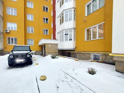 комерційна за адресою Жасминова вул., 9