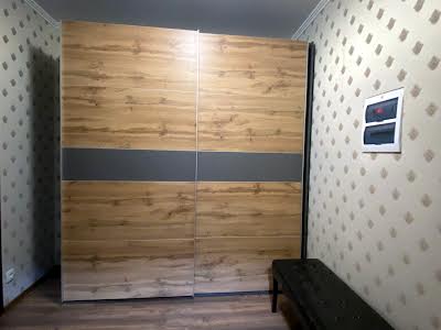 квартира за адресою Дніпровська набережна вул., 16-Д