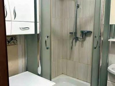 квартира за адресою Новомостицька вул., 4