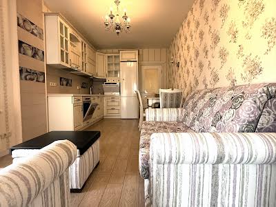 квартира за адресою Регенераторна вул., 4 к1-9