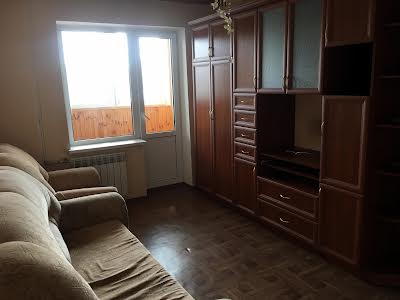 квартира за адресою Симиренка вул., 7-Б
