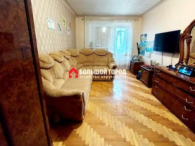 квартира по адресу Магистральная ул., 74