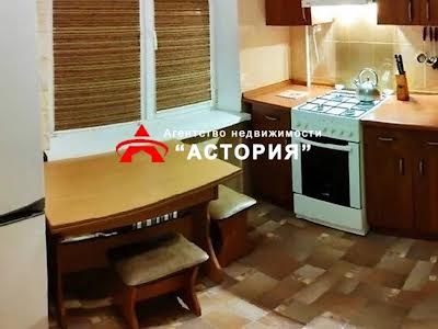 квартира за адресою Портова вул., 4