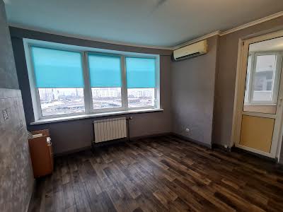 комерційна за адресою Михайла Гришка вул., 9