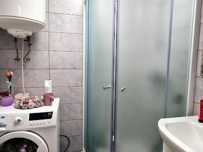 комерційна за адресою Європейська вул. (Жовтнева), 51