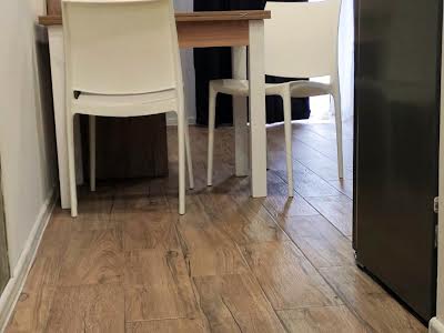 квартира по адресу Ревуцкого ул., 40в