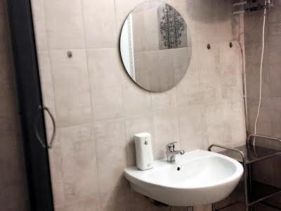 квартира за адресою Дніпровська набережна вул., 19