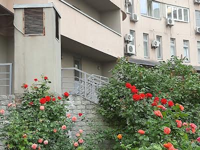 квартира за адресою Митрополита Андрея Шептицького вул. (Анатолія Луначарського), 10