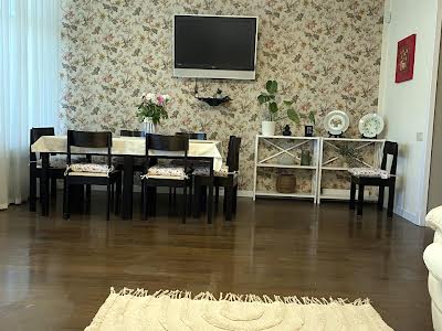 будинок за адресою Жовтнева